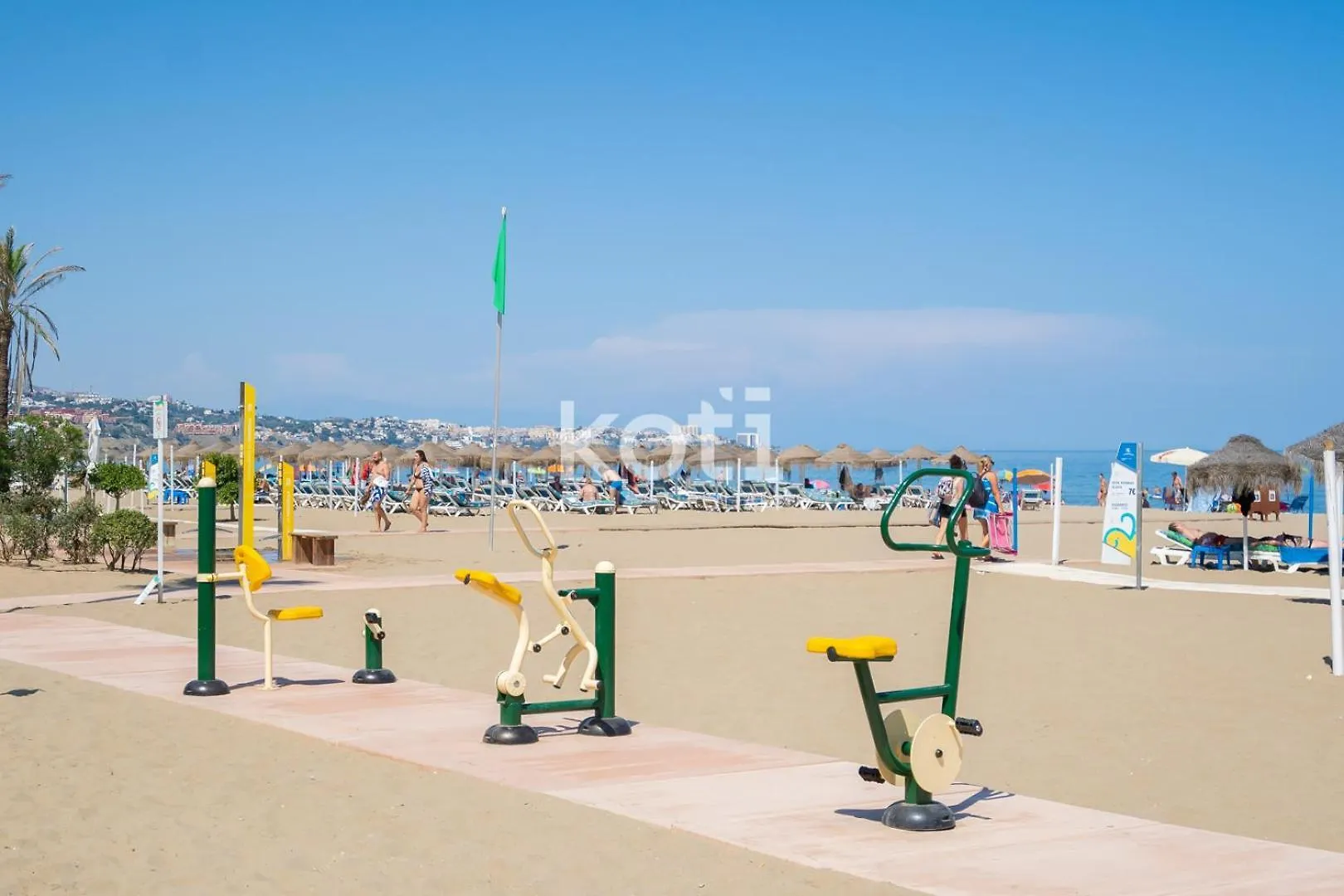 Koti Rentals - Casita Rosario Pino Rooftop Y Bbq Fuengirola Semesterbostad