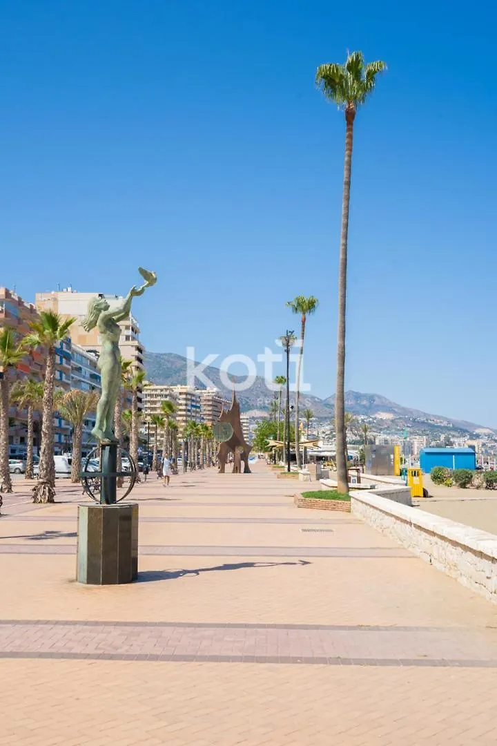 Koti Rentals - Casita Rosario Pino Rooftop Y Bbq Fuengirola 0*,