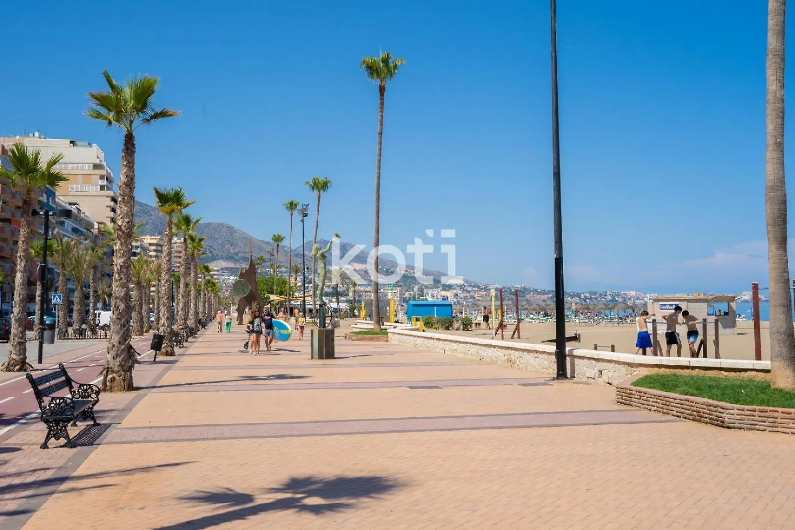 Koti Rentals - Casita Rosario Pino Rooftop Y Bbq Fuengirola Holiday home