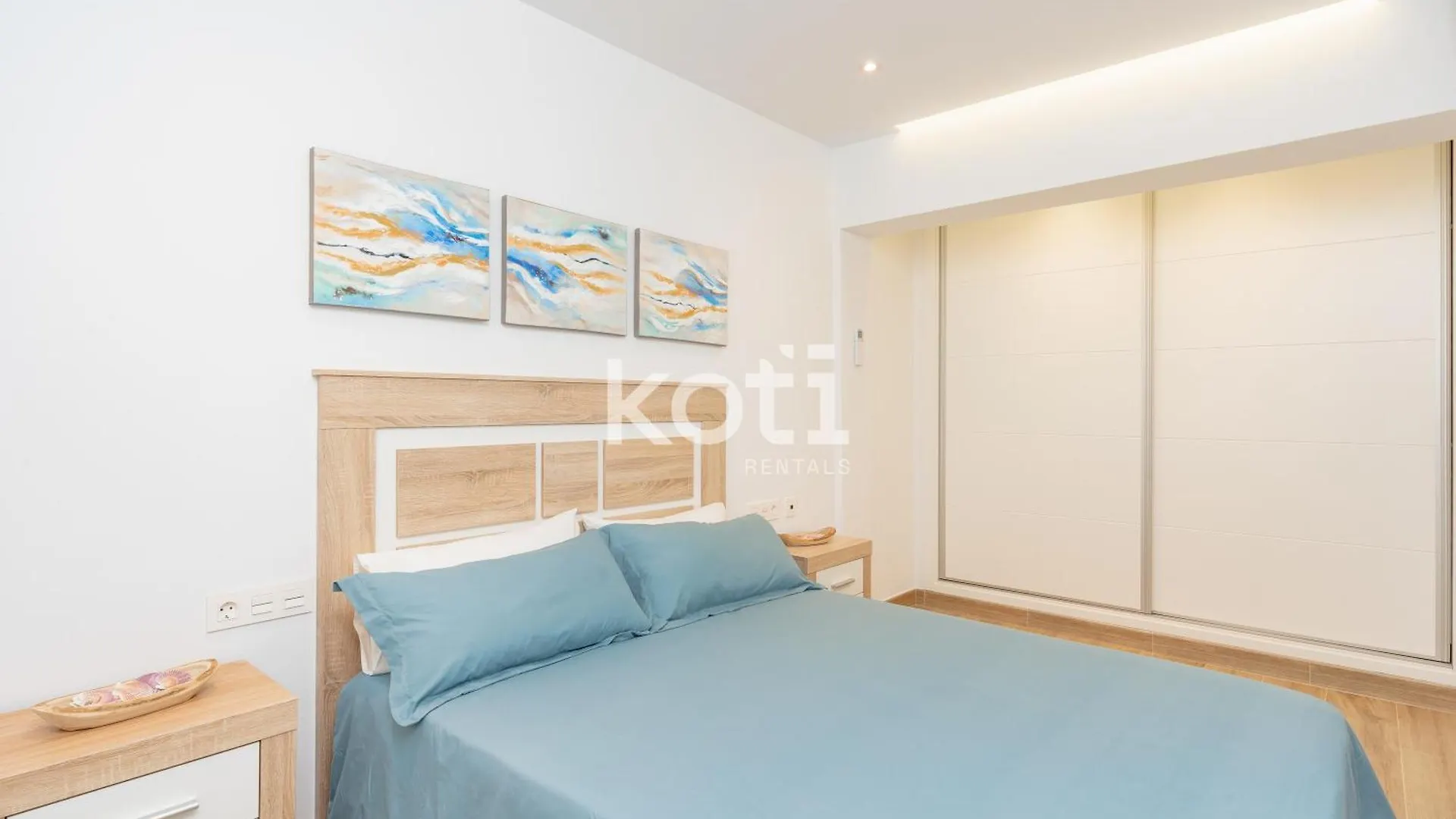Koti Rentals - Casita Rosario Pino Rooftop Y Bbq Fuengirola Spain
